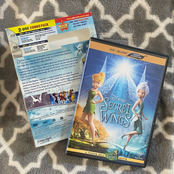 Secret of The Fairy Wings 2 disc combo pack - Picture 3 of 7